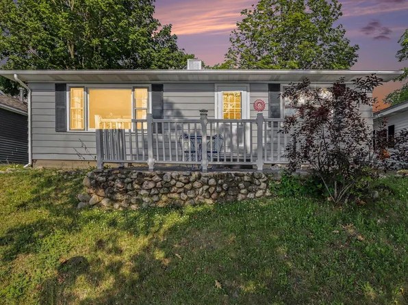 719 Gilead Shores Dr, Bronson, MI 49028