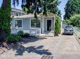 3740 Hawthorne Ave NE, Salem, OR 97301