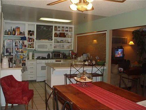 4th image of 4039 Arey Dr