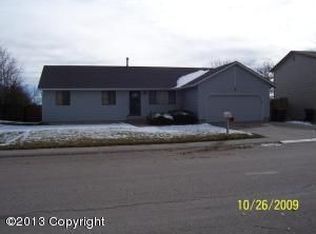 3227 Watsabaugh Dr, Gillette, WY 82718