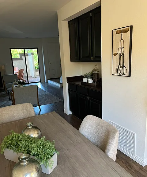 531 Pimlico Ct — Photo 5