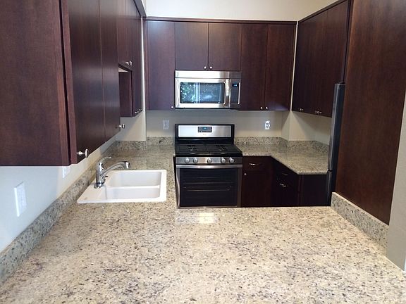 3rd image of 1615 Bellevue Way NE APT 9
