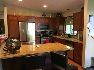 6341 Minnewashta Woods Dr, Excelsior, MN 55331