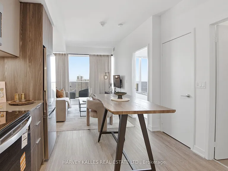 100 Eastdale Ave #1002 — Photo 4