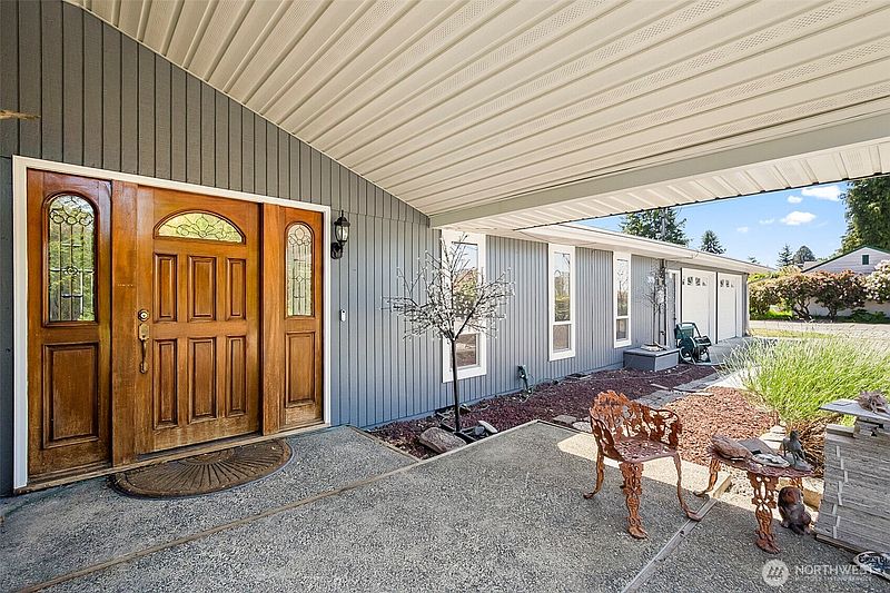 5th image of 14799 Avon Allen Road
