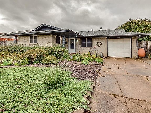 3rd image of 729 N Bristow Ave