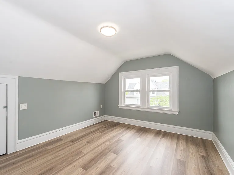 1 Montrose St #2 — Photo 9