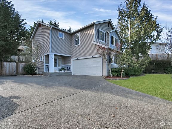 3rd image of 2933 McBride Court