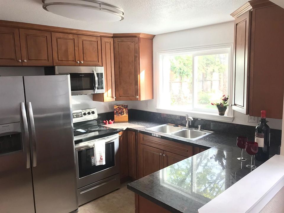 1st image of 1740 Wright St