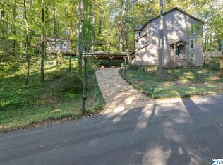 3408 Creek Cir, Guntersville, AL 35976