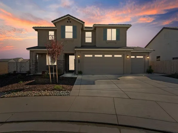 979 Pismo Ct, Hollister, CA 95023