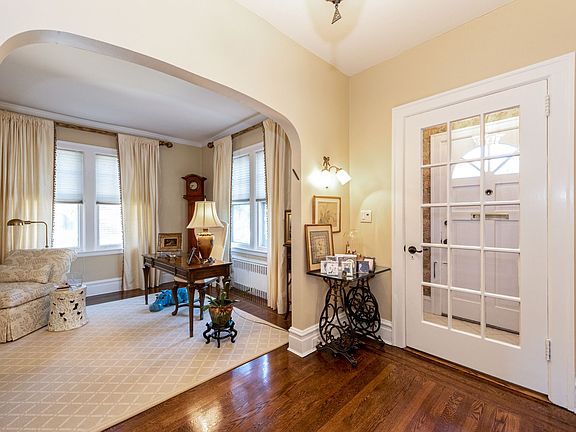 5th image of 1063 Rosella Pl