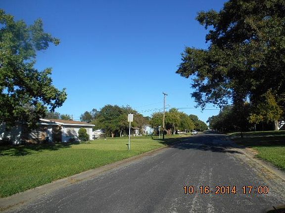 4th image of 1020 18th Ave N