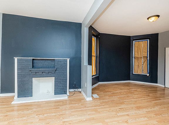 3rd image of 6414 S Greenwood Ave