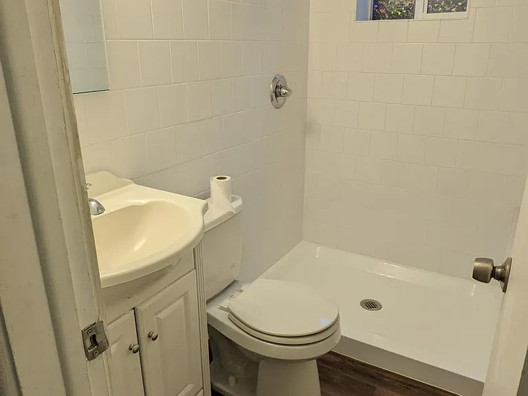1253 Jackson St — Photo 4