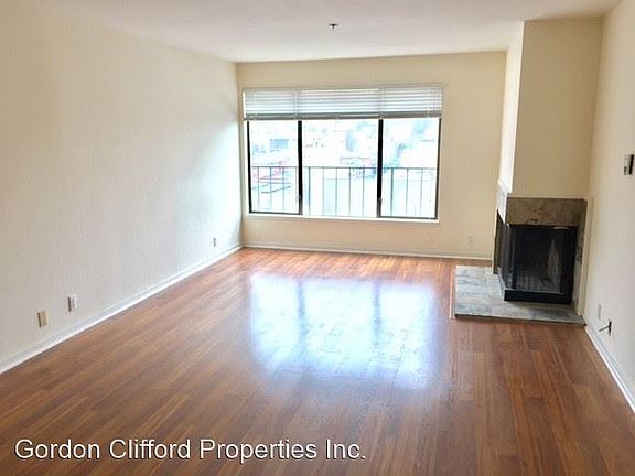 3rd image of 15 San Antonio Pl APT 102
