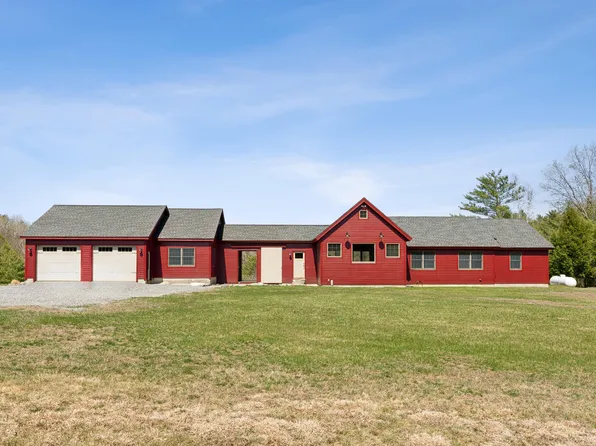 25 Cumberland Road, North Yarmouth, ME 04097