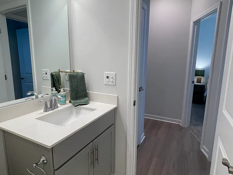 2828 Campanella Dr — Photo 13