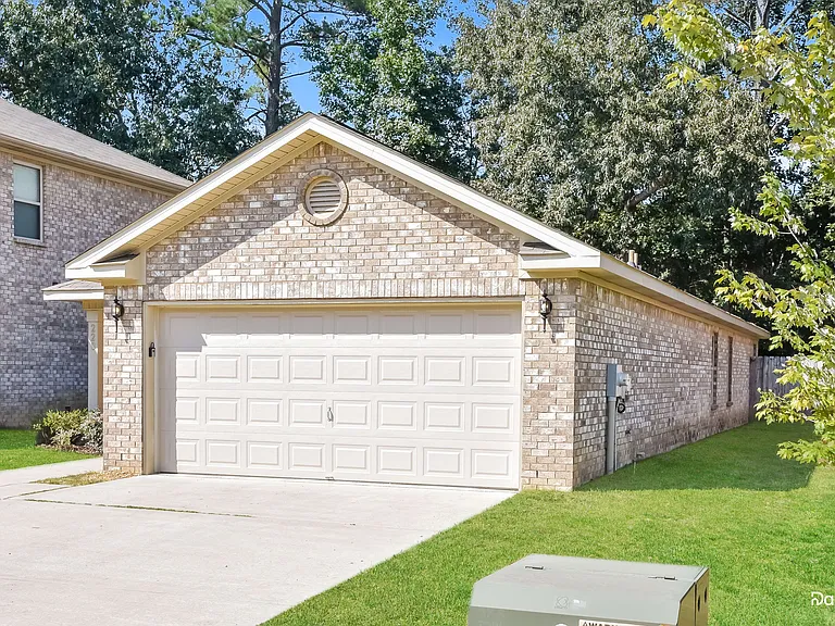 229 Sedgewick Dr — Photo 13
