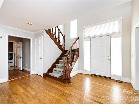 2nd image of 5901 Havencrest Ct NW