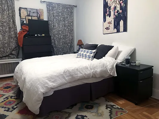 Rented by Kahen Properties | media 26