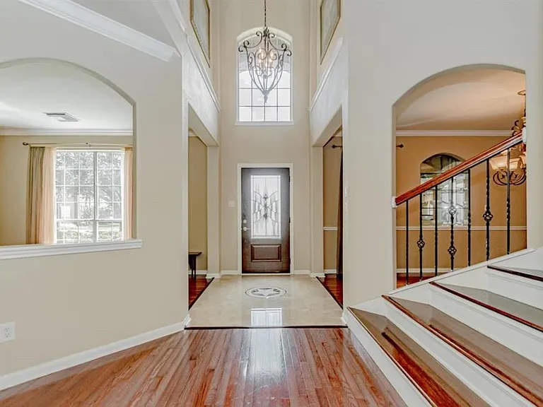 303 N Elder Grove Dr — Photo 4