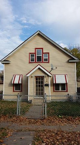 1st image of 890 Western Ave N
