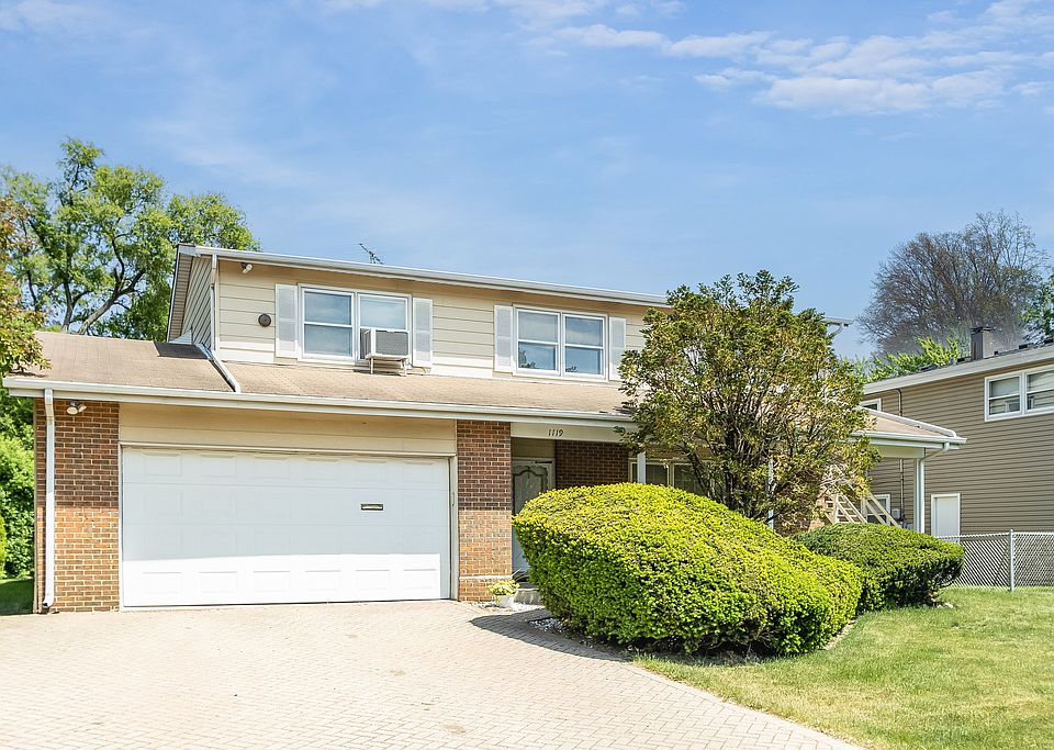 1st image of 1119 S Sprucewood Dr