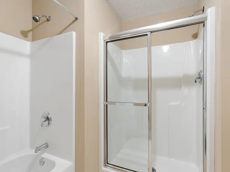 1361 Pinnacle Ln — Photo 25