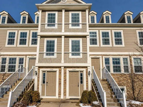 1097 Foxboro, Troy, MI