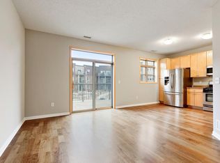 735 Victoria St S, Saint Paul, MN 55102