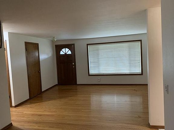 5th image of 188XX 24th Ave W