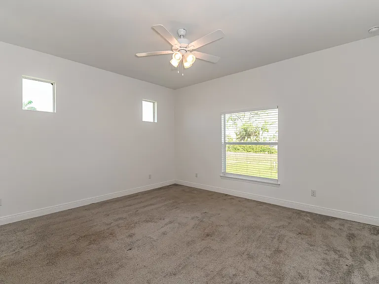 2329 NW 36th Ave — Photo 13