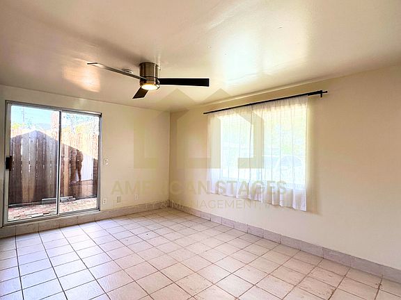 3rd image of 5115 Dawn Ln #B