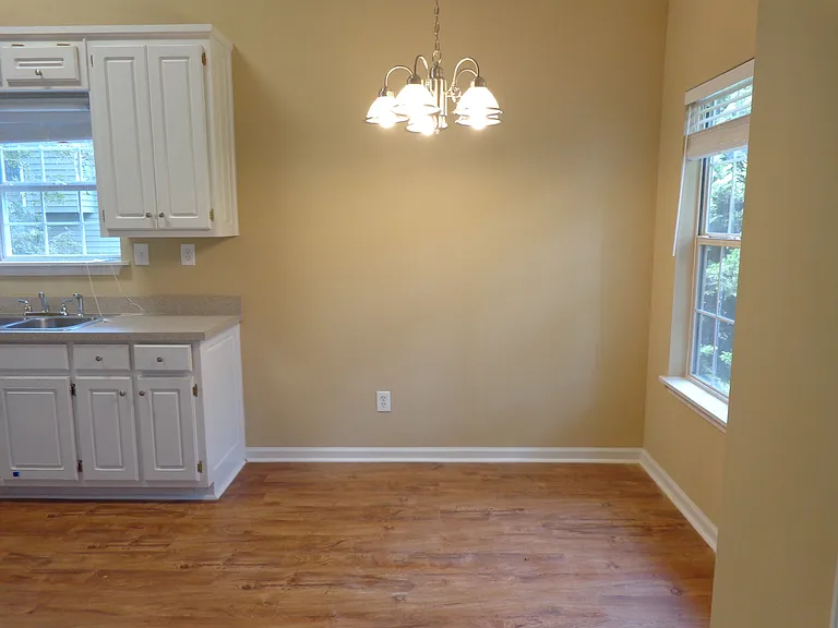9 Herald Dr — Photo 3