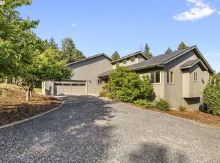 4719 Westwood Dr, Hood River, OR 97031