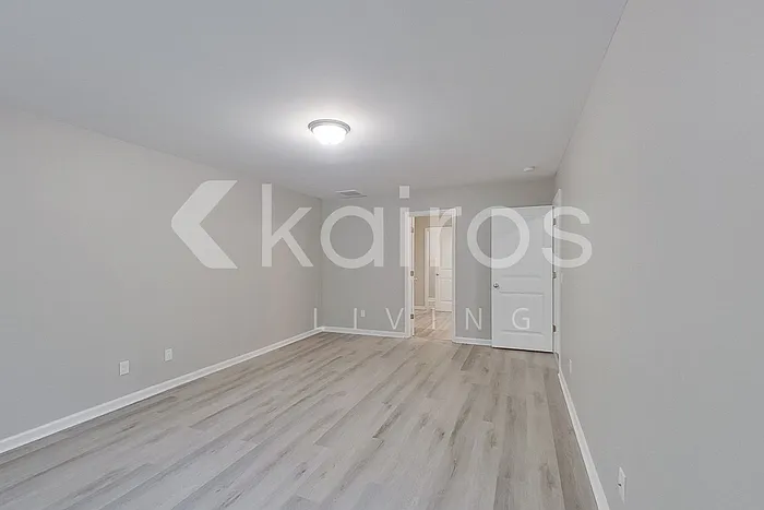 102 Bluff Rd — Photo 16