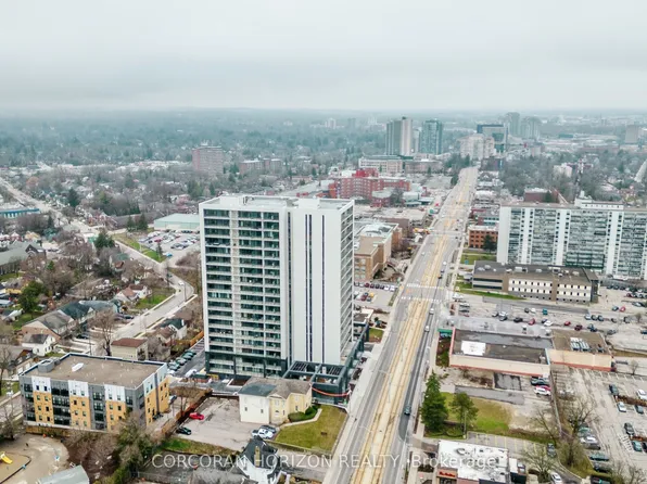 741 King St W, Kitchener, ON