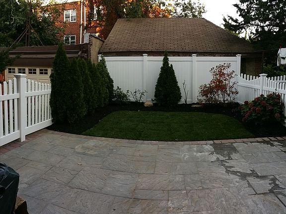 4th image of 32-79 46th St #1