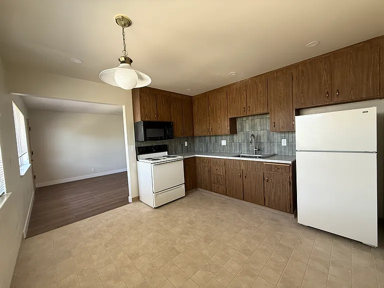 869 Bing Dr #3 — Photo 7