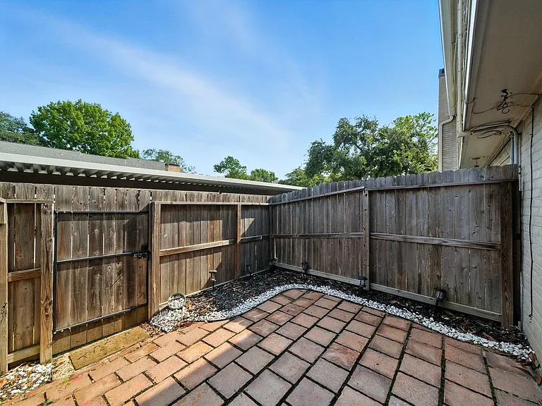 10333 Longmont Dr #35/3 — Photo 20