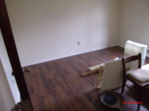 5th image of 118 Highwood Dr