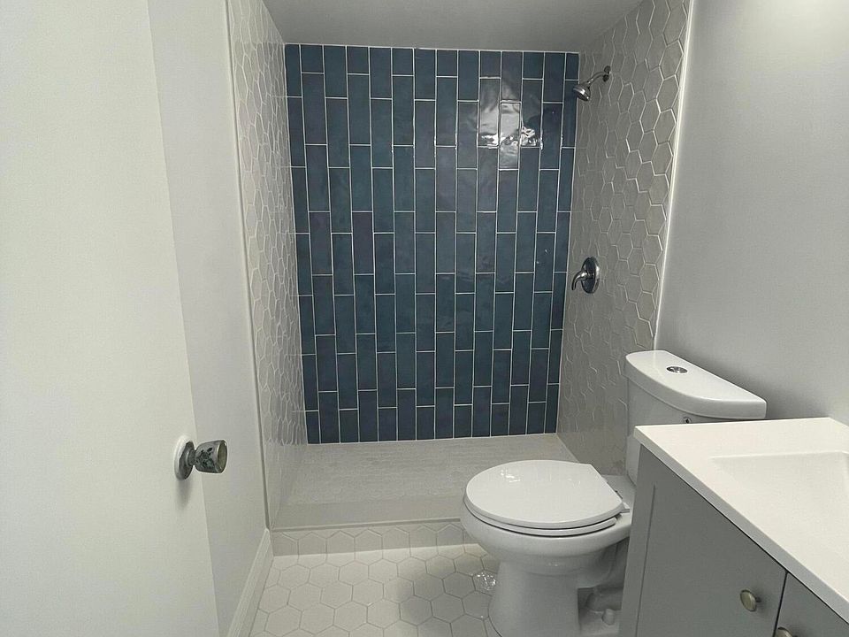 1st image of 172 Sussex I