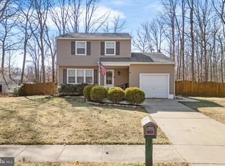 4 Dottie Ln, Sicklerville, NJ 08081
