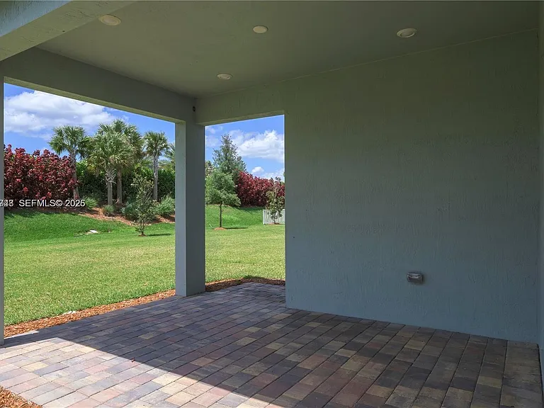 12300 SW Myrtle Oak Dr — Photo 31