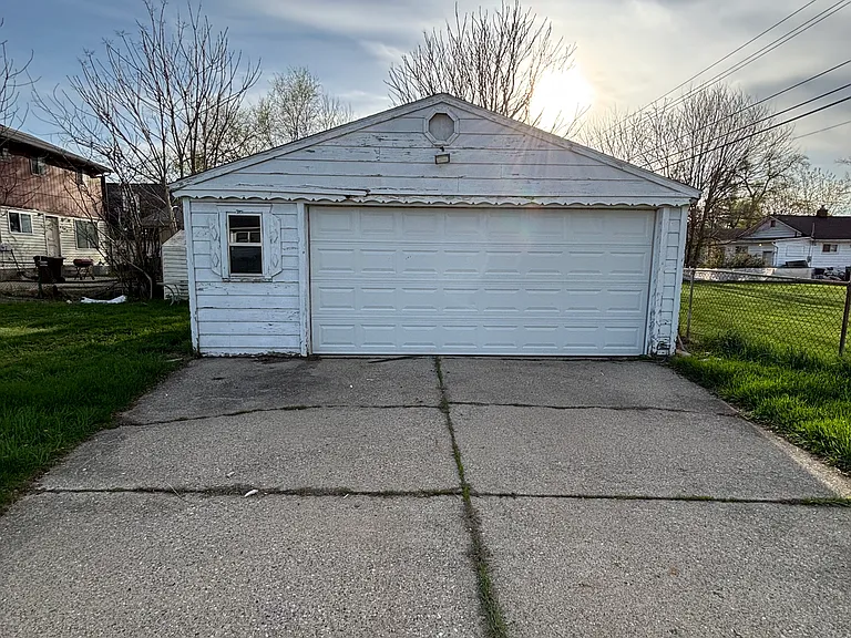 904 Jefferson St — Photo 20