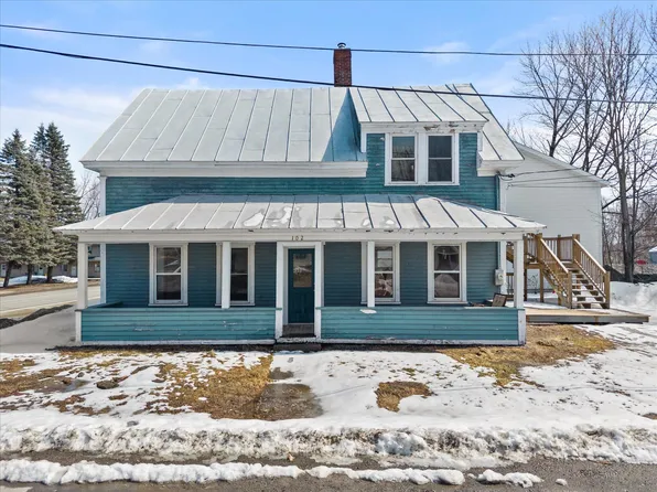 102 Thomas Mcclellan Road, Farmington, ME 04938