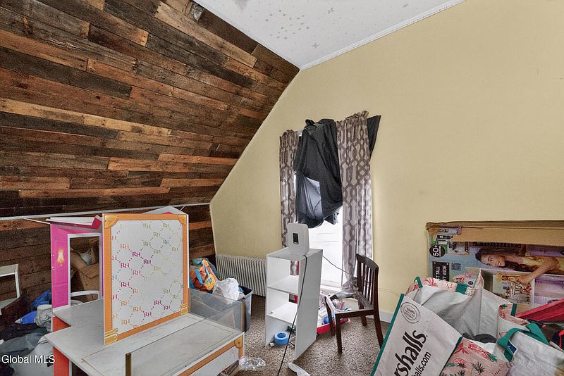 24th image of 7 Broadview Terrace
