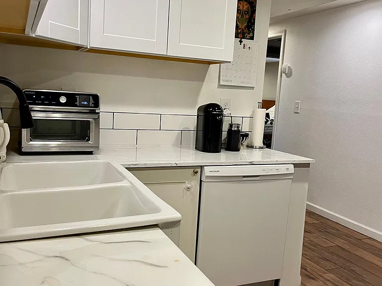 4111 NW Daniels St — Photo 12