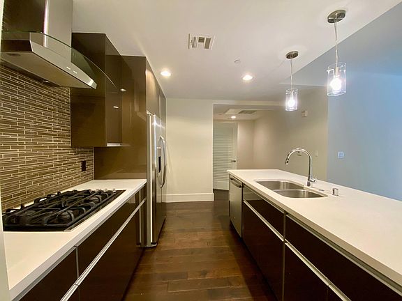 Open Kitchen